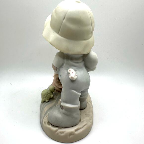 Vintage 1993 Precious Moments Figure "nothing can dampen the spirit of caring" - Picture 3 of 6
